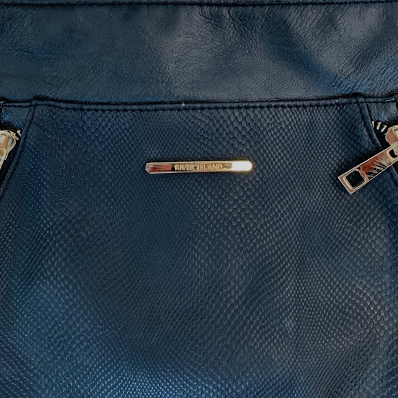 River Island black and gold purse - Picture 2 of 4